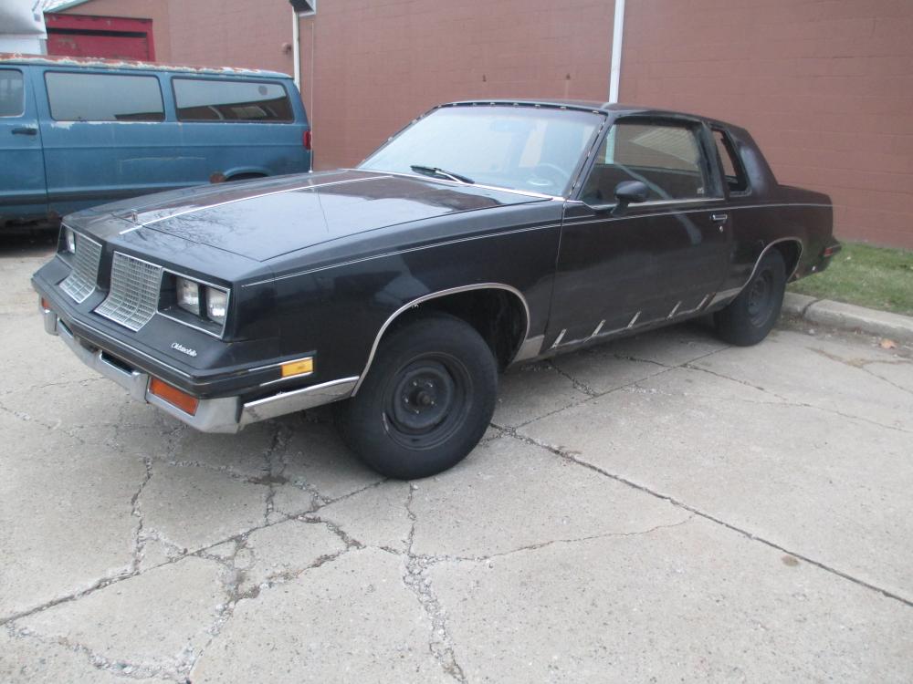 Cutlass For Sale 1985 Olds Cutlass Salon Parts Car with Good Front End Frame Rear Axle Jack Trunk Lid Trim etc