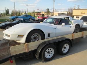 1981 Corvette Coupe Disassembled For Parts L81 350 Auto Transmission, Rough
